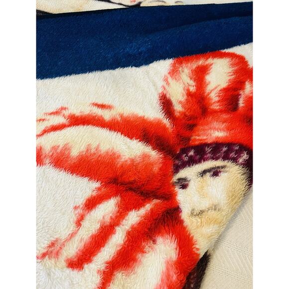 Gorgeous Plush Throw Blanket 94x82" Colorful Native American Chief Carrying Lady - Picture 15 of 15